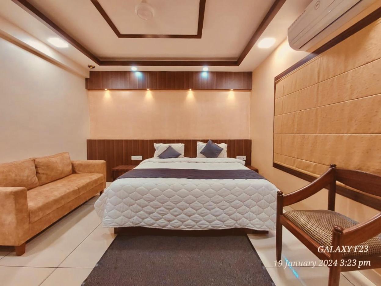 Hotel Royal Wings Elur Экстерьер фото